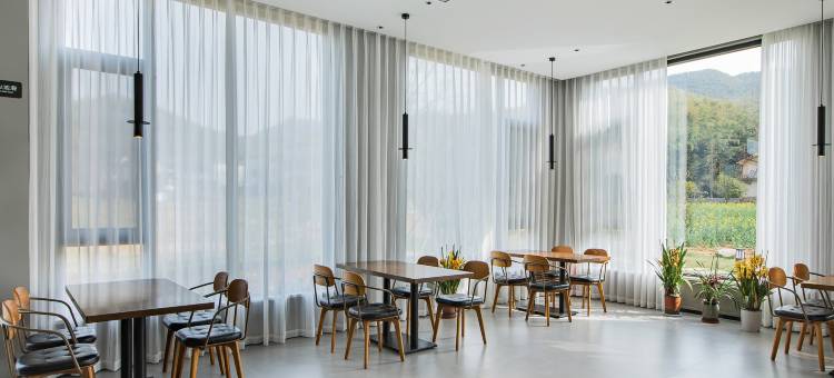 莫牛牛萌宠·亲子小牧场垂钓度假庄园(安吉店)图片