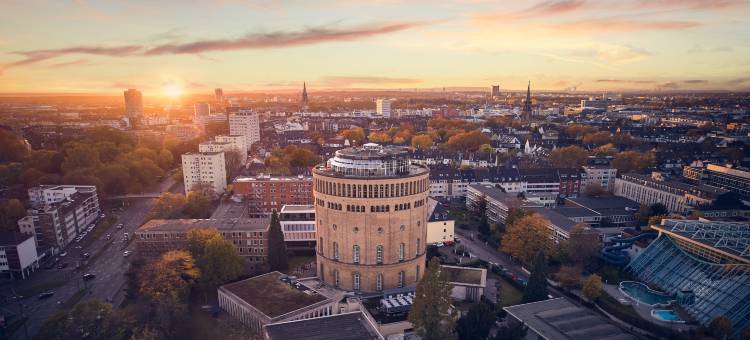 希尔顿格芮精选科隆瓦瑟图姆酒店(Wasserturm Hotel Cologne, Curio Collection by Hilton)图片