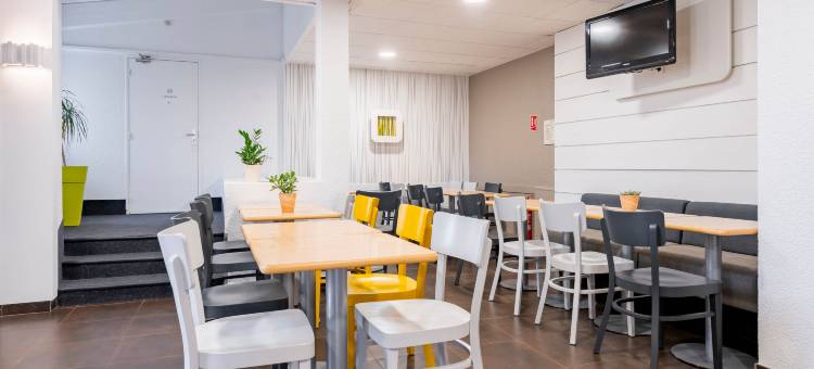 瓦朗谢讷南区住宿加早餐酒店(B&B Hotel Valenciennes Sud)图片