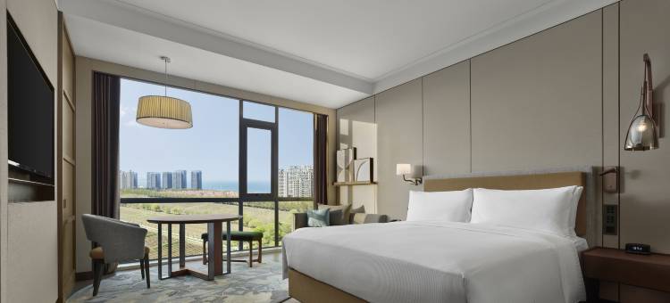 烟台金海岸希尔顿逸林酒店及套房图片