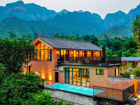 花筑·云溪谷星野山宿