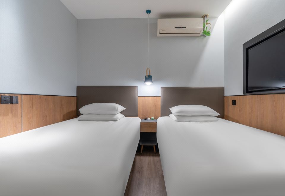 易佰酒店(上海同济大学赤峰路地铁站店) 图片8