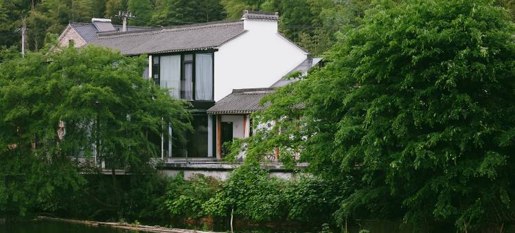 杭州湘野溪居·富春山居实景·湖景日落·无边泳池 COMO VILLA图片