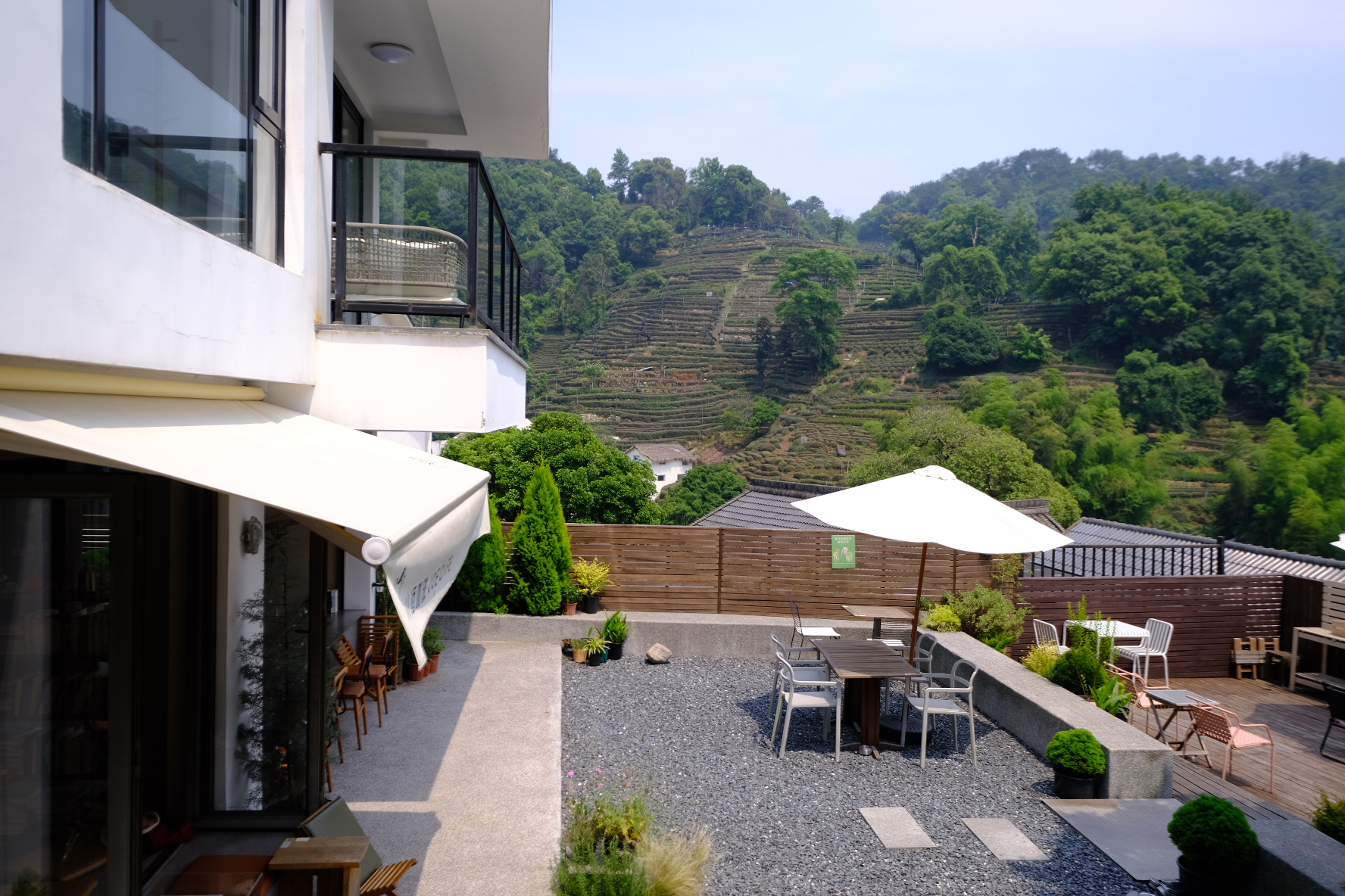 Sansu Hotel Over view