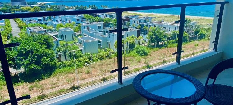 大秋千精品酒店(阳西沙扒月亮湾店)图片