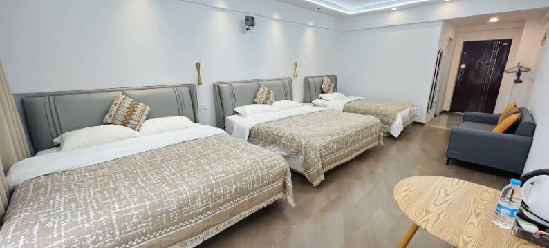 钟楼四季阳光酒店公寓(西安钟鼓楼回民街店)图片