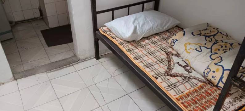 深圳大众青年公寓(罗湖晒布店)图片