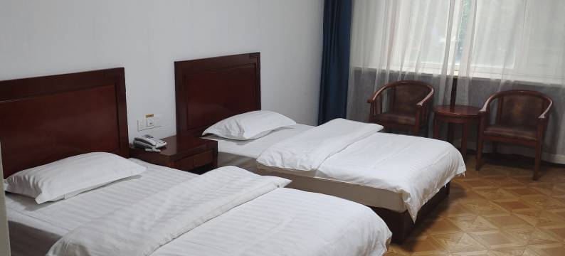 新民丽景温泉酒店图片