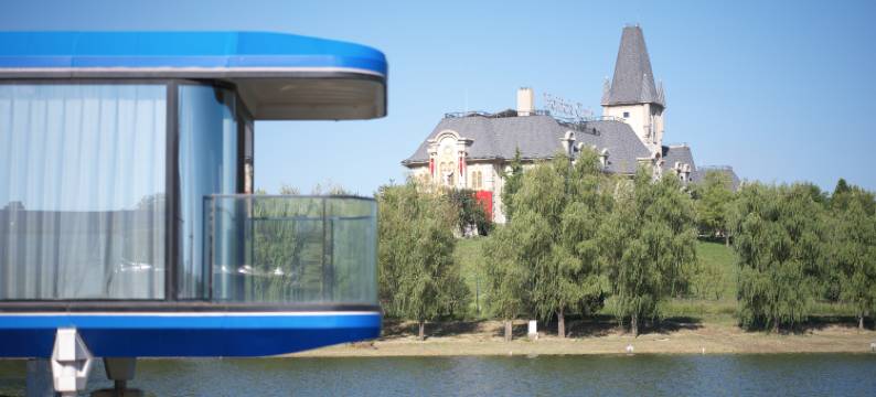 文安鲁能太空舱图片