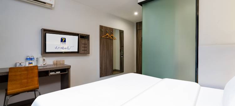 7天优品酒店(成都犀浦地铁站犀浦万达广场店)图片