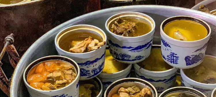 南昌哇喔·轻奢影院酒店(红谷滩万达广场店)图片