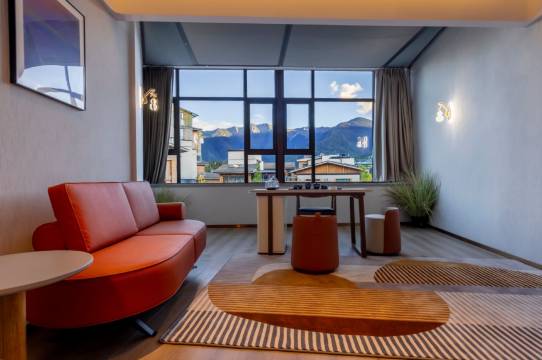 林芝兰欧酒店(尼洋河店)