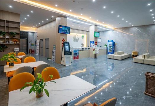 GreenTree Inn Hotel (Lingshan Liufeng Road Branch) Hotel Overview