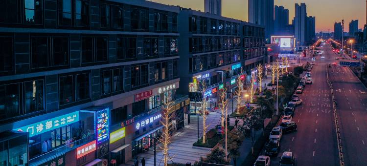 城小蜗电竞酒店(云川公园地铁站昆仑御店)图片
