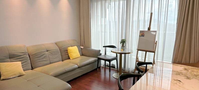 东方巴黎女生青年旅舍(深圳北站店)图片