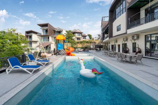 台山颐和温泉城花语间温泉别墅