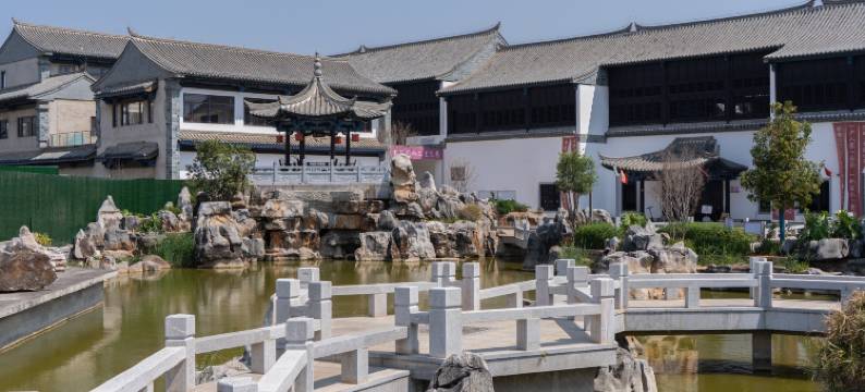 溯隐花间泊民宿(红河哈尼族彝族自治州建水朱家花园建水古城店)图片