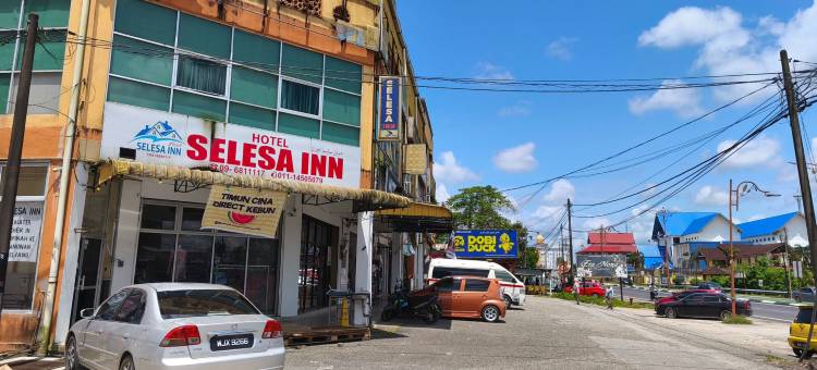 OYO 91139 塞莱萨旅馆(OYO 91139 Selesa Inn)图片