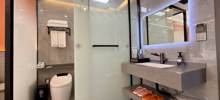 勇川智享酒店(四姑娘山景区店)图片