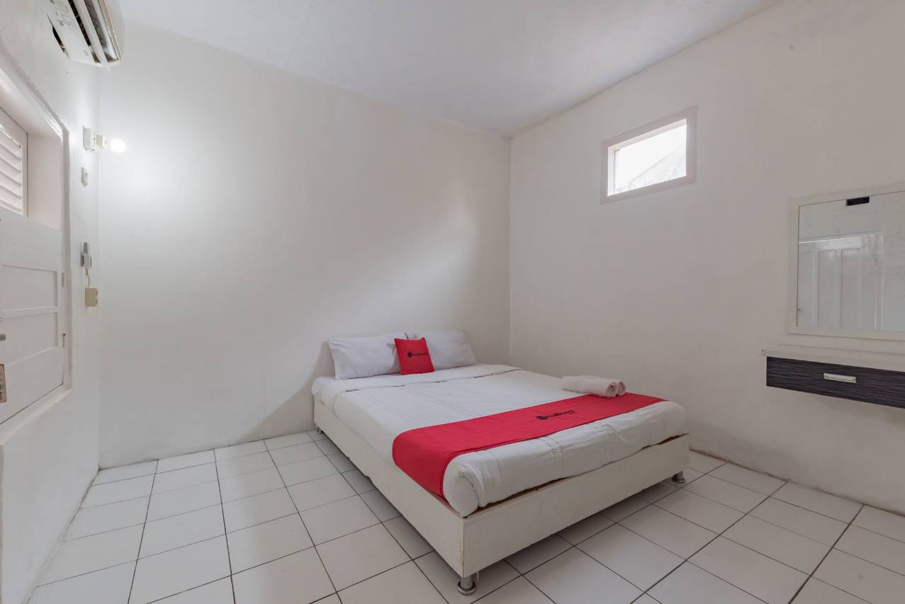 红多兹伊斯兰酒店-肯卡纳塔西马拉雅酒店(RedDoorz Syariah @ Hotel Kencana Tasikmalaya)