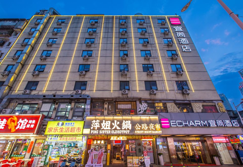  Hotel Overview