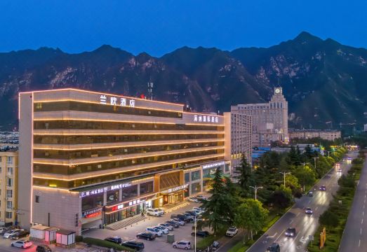 兰欧酒店（永济河东大道店）外景图