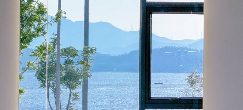 深圳乐潮本悦滨海居酒店(杨梅坑桔钓沙店)图片