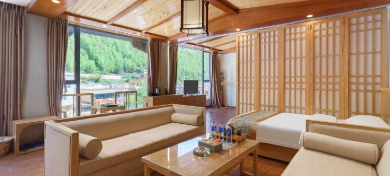 四姑娘山圣地映像酒店图片