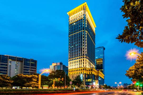 大河锦悦酒店(郑州CBD会展中心店)