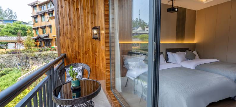 龙庄庭园民宿(边城茶峒景区店)图片