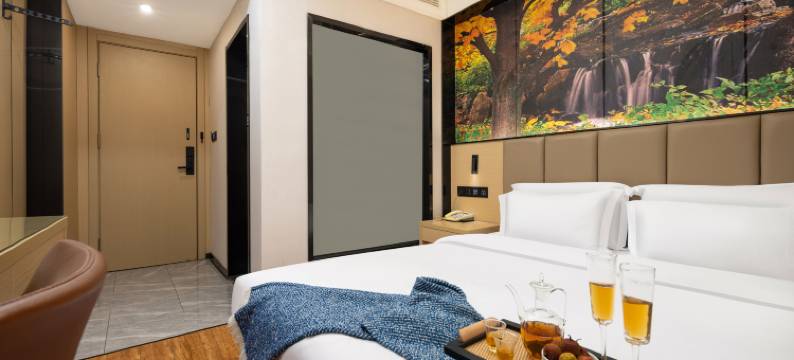 雅乐庭·皇城酒店(武汉大学科技园武大园路店)图片