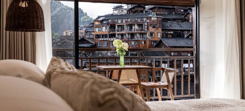 山里有喵观景民宿(西江千户苗寨店)图片