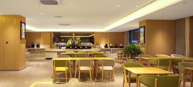 云竟酒店(塔县奇石广场店)图片