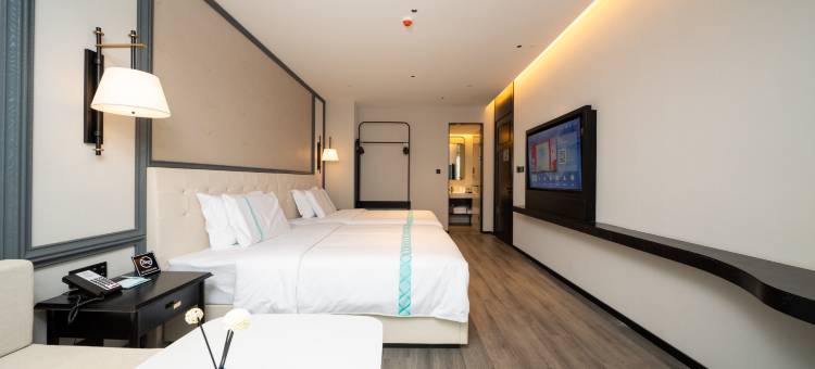 希岸酒店(青岛五四广场地铁站万象城店)图片