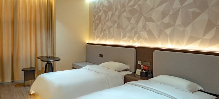 汉源铂宁酒店图片