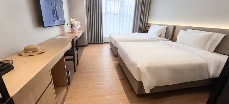 雅里汇旅程酒店(柳州高铁站柳南万达店)图片