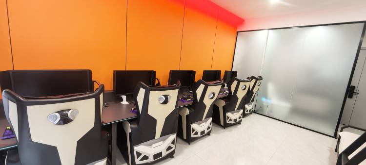 凉城网宏电竞酒店图片