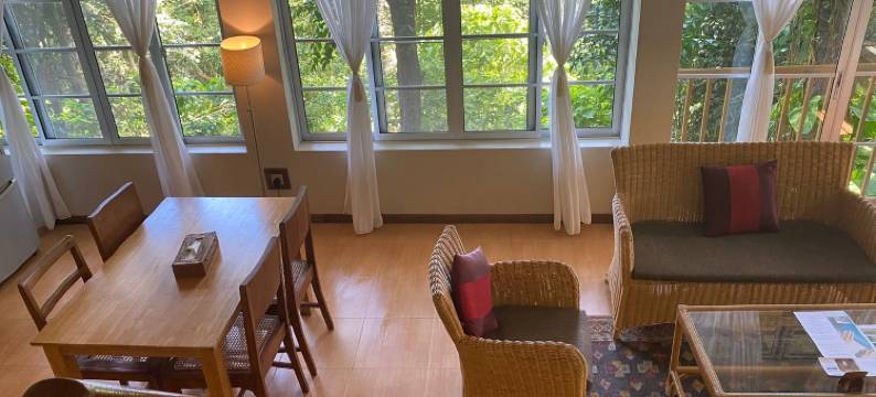 艾姆帮雨林度假酒店(Ambong Rainforest Retreat)图片