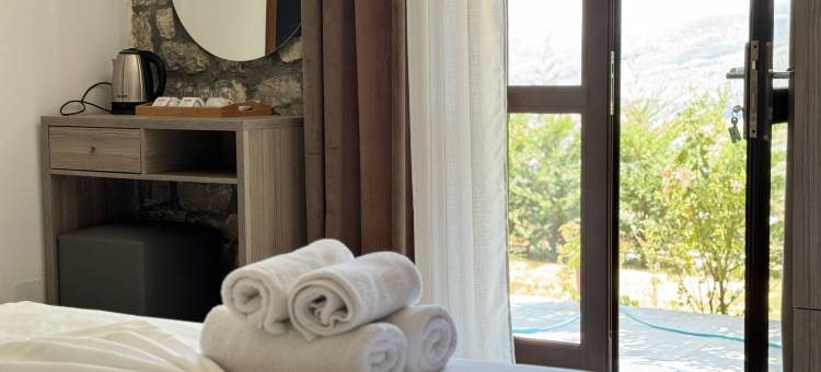 在祖父家的特吉希(Te Gjyshi (at Grandfather))图片