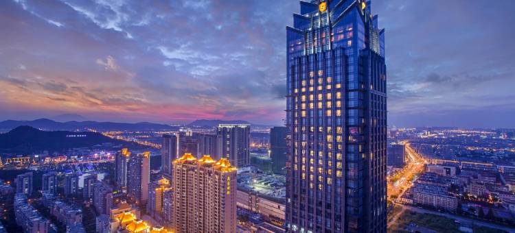 几里时光旅社(苏州站平江万达店)图片