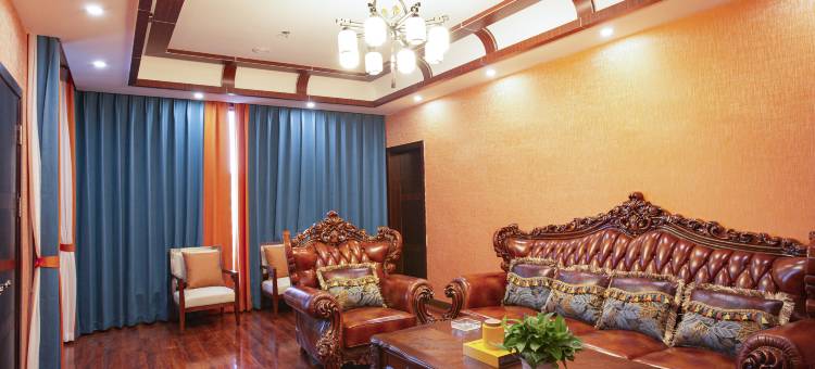 理塘峰行驿酒店图片