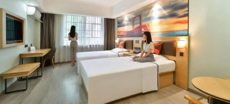 骏逸连锁酒店(亚洲第一高喷泉大同路店)图片