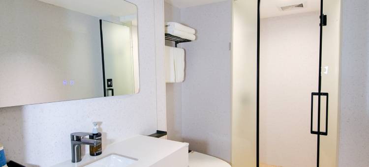 网鱼电竞酒店 (罗湖向西村地铁站店)图片