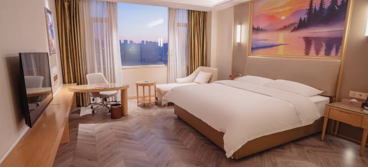 艺龙万国酒店(济南山东国际会展中心匡山汽车大世界店)图片