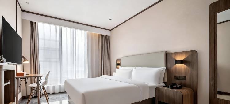 轻住·悦享酒店(淄博八大局盛世大厦店)图片