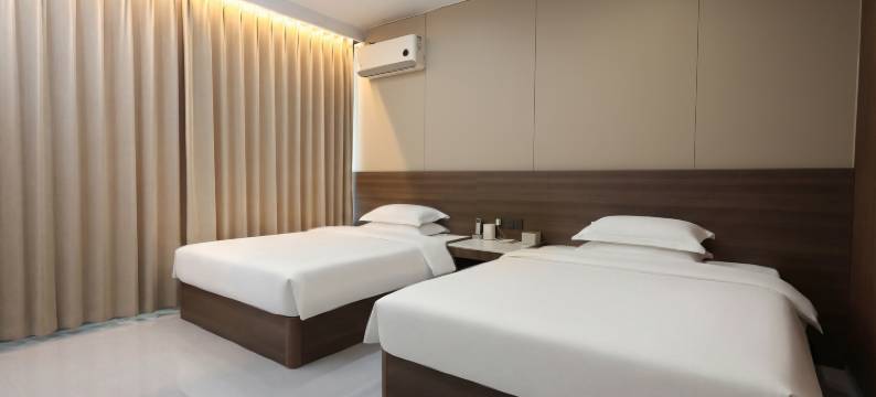 壹休·智能民宿(市行政中心地铁站店)图片