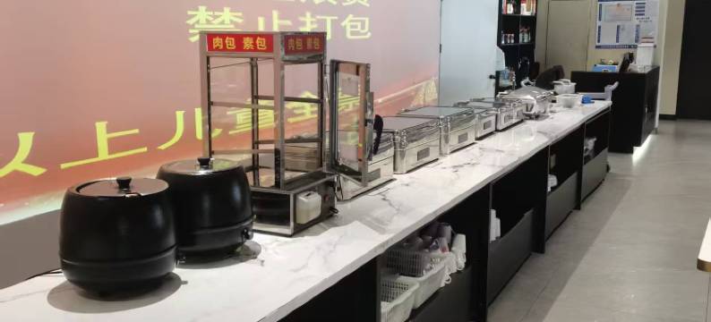 前门观旗宾馆(北京前门地铁站店)图片