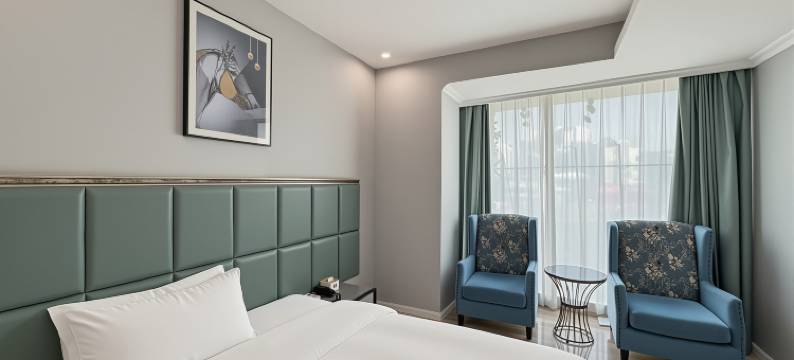 曦宇美居酒店(镇江站万达广场店)图片