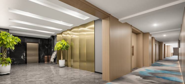 艺龙万国酒店(张掖西站钟鼓楼店)图片