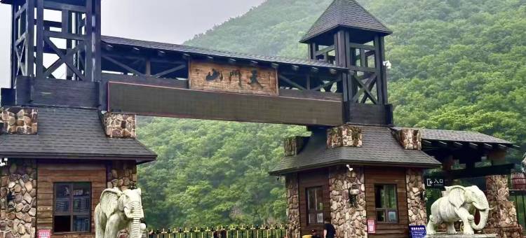 云普山居酒店(大连天门峡漂流天门山国家森林公园店)图片